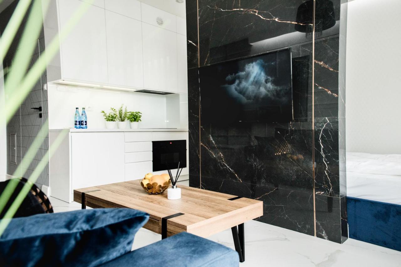 Hypnotize Apartment Glamour Конин Экстерьер фото